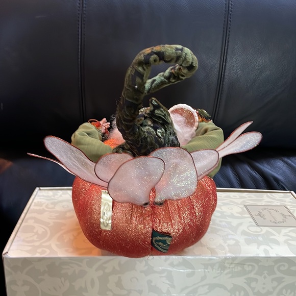 Mark Roberts Pumpkin Pie Fairy Shiny Large - Picture 7 of 16